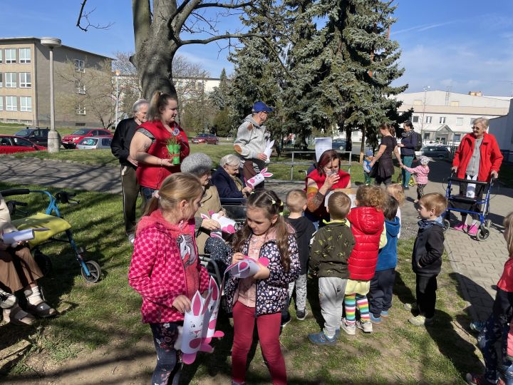 Návštěva Domovinky – Želvičky a Kapříci